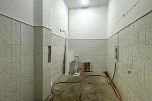 коммерческая по адресу Листопадная ул., 16