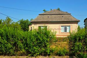 будинок за адресою Аронь, 111