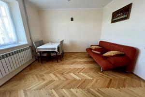 квартира за адресою Джорджа Вашингтона вул. (Батальна), 7а