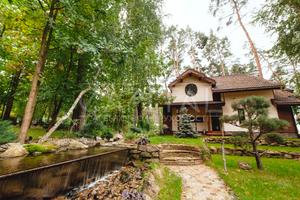 будинок за адресою Свято-Покровська вул. (Леніна), 86