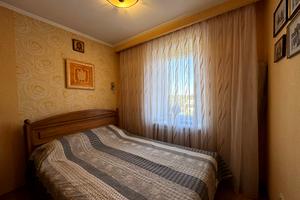 квартира по адресу Леси Украинки ул., 4