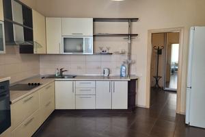 квартира за адресою Обололонська Набережна, 3