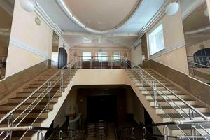 комерційна за адресою Хорива вул., 55Б