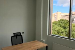 комерційна за адресою Князів Острозьких вул. (Московська), 32/2