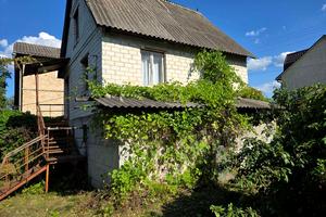 будинок за адресою Центральна, 11