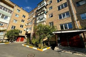 квартира по адресу Українська ул., 80а