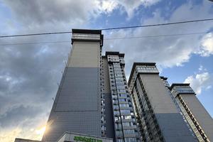 коммерческая по адресу Днепровская набережная ул., 14