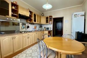 квартира за адресою Миколи Бажана просп., 16