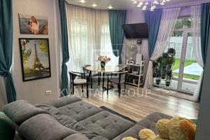 будинок за адресою Яснополянська вул.