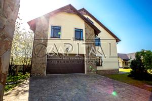 будинок за адресою Центральна вул., 45