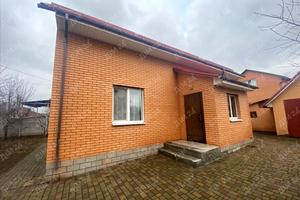будинок за адресою Чорновола вул., 1