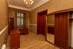 квартира за адресою Ольги Кобилянської вул., 38
