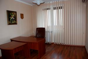 коммерческая по адресу Владимира Ивасюка просп. (Героїв Сталінграду), 6