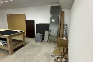 комерційна за адресою Джона Ленона вул., 37