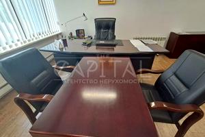 комерційна за адресою Лук'янівська вул., 1