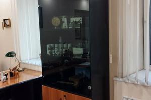 комерційна за адресою Шевченка вул., 18