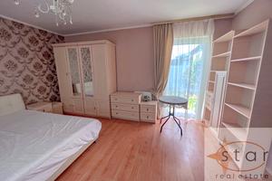 будинок за адресою Врожайна, 1