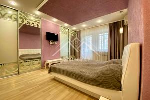 квартира за адресою Соборності вул. (Косіора), 10