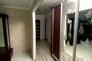 квартира за адресою Романа Шухевича вул. (Курчатова), 1