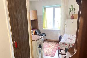 квартира за адресою Євгена Чикаленка вул., 44/2
