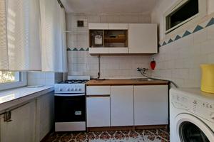 квартира за адресою Науки просп. (Леніна), 64