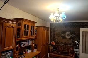 квартира за адресою Князя Володимира Великого просп., 92