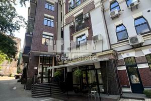 комерційна за адресою Воздвиженська вул., 51