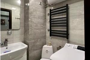 квартира за адресою Дмитра Антоновича бульв., 8