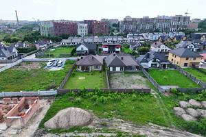 участок по адресу Защитников Мариуполя ул. (Костромська)