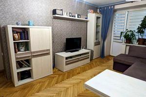 квартира за адресою Володимира Великого вул. (Артема), 61