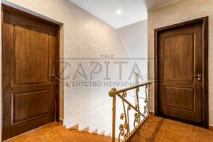 будинок за адресою с. Гатне, Юності вул., 10