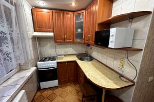 квартира за адресою Івана Микитенка вул., 13
