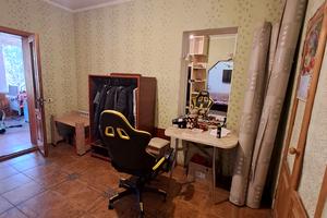 будинок за адресою Карнавальна вул., 98