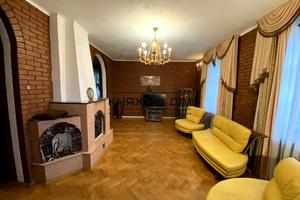будинок за адресою Садова, 1