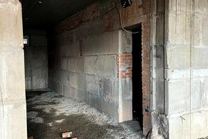 комерційна за адресою Козацька вул., 40