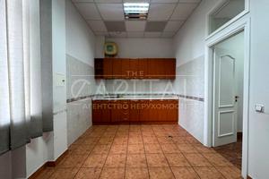комерційна за адресою Січових Стрільців вул. (Артема), 77