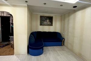 квартира за адресою Героїв Крут вул. (60 років СРСР), 9