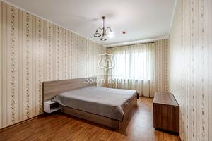 квартира за адресою Софії Русової вул., 3