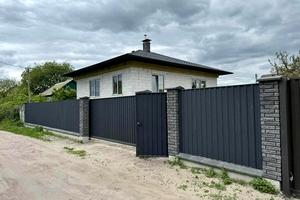будинок за адресою Центральна, 5