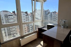 квартира за адресою Височана вул., 18