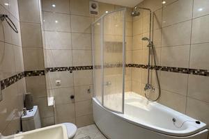 квартира за адресою Зоопаркова вул., 12