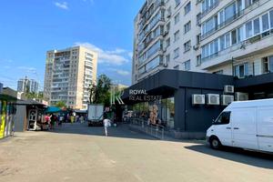 комерційна за адресою Авіаконструктора Антонова вул., 35