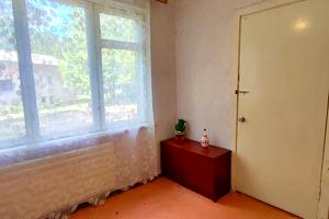 квартира за адресою Космонавтів вул., 6