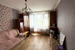 квартира за адресою Симона Петлюри вул. (), 18в