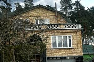 дом по адресу Революції Гідності