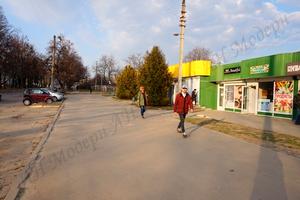 комерційна за адресою Лісопарківська вул., 7