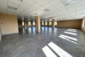 коммерческая по адресу Ивана Сирко ул., 11в
