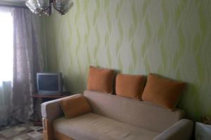 квартира за адресою Космічна вул., 11