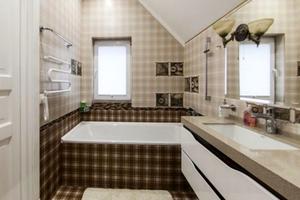 будинок за адресою Максима Рильського вул.