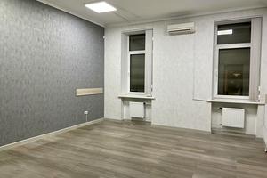 комерційна за адресою Адміральський просп., 38